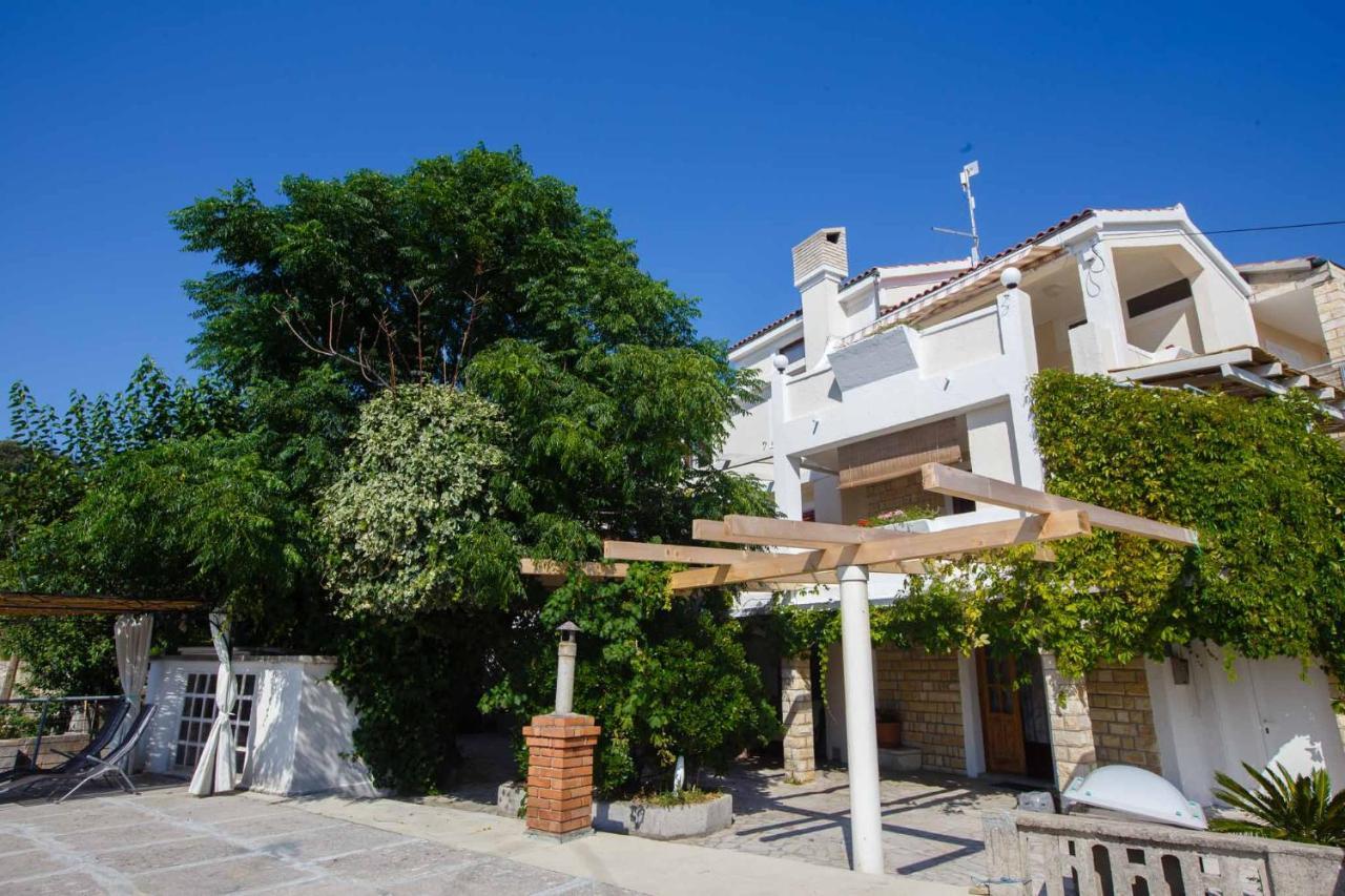 Beach Suite Nina Supetarska Draga Exterior foto