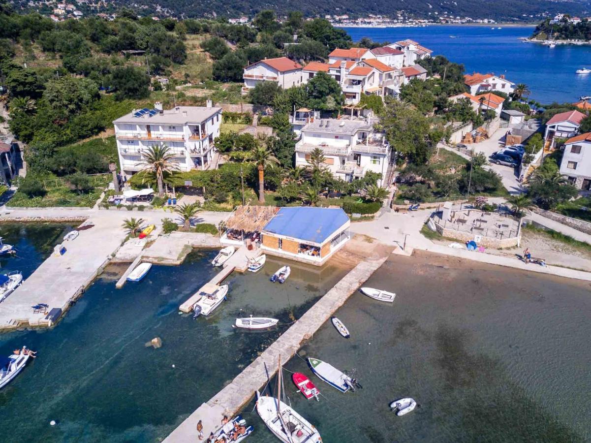 Beach Suite Nina Supetarska Draga Exterior foto