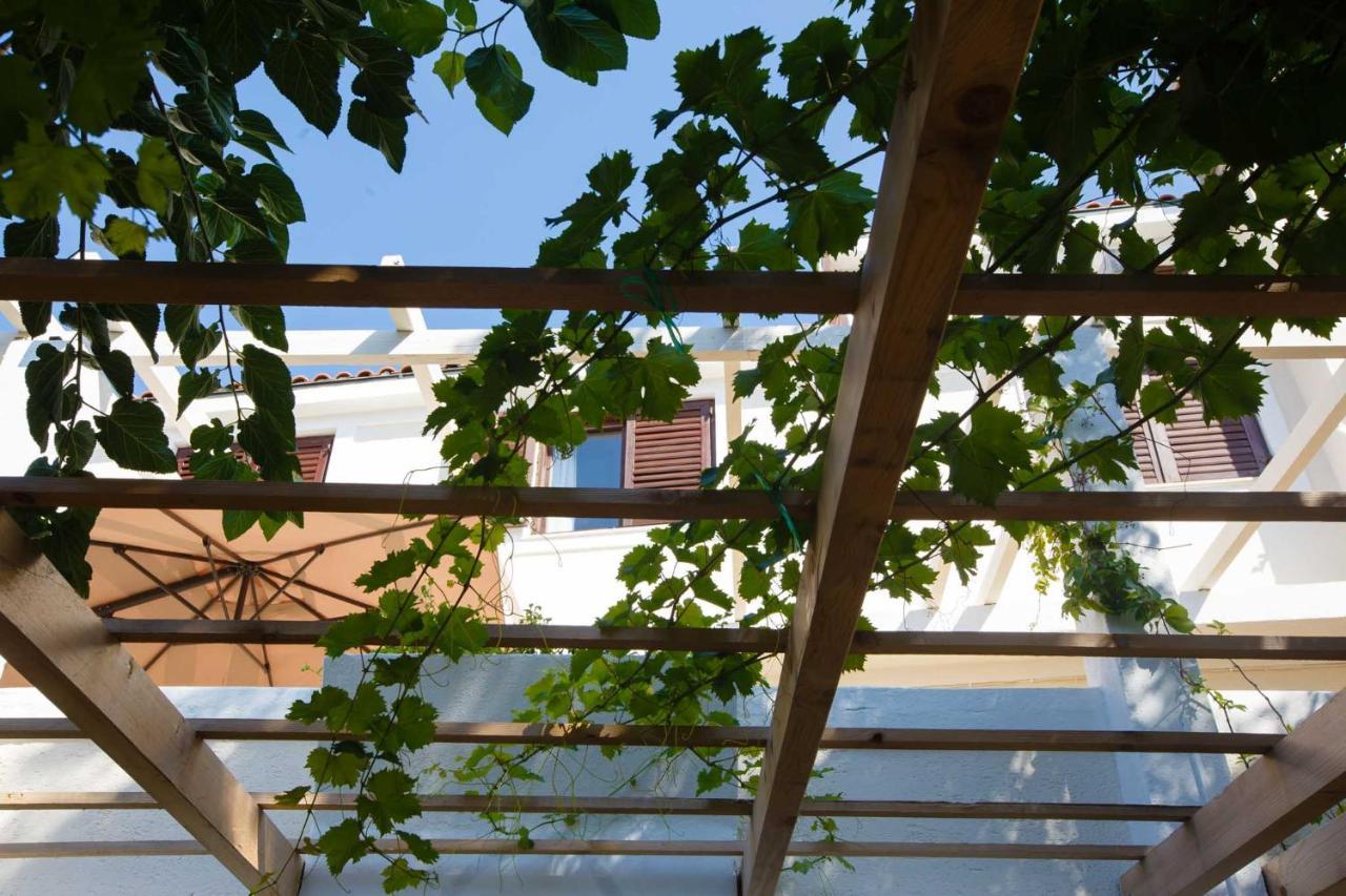 Beach Suite Nina Supetarska Draga Exterior foto